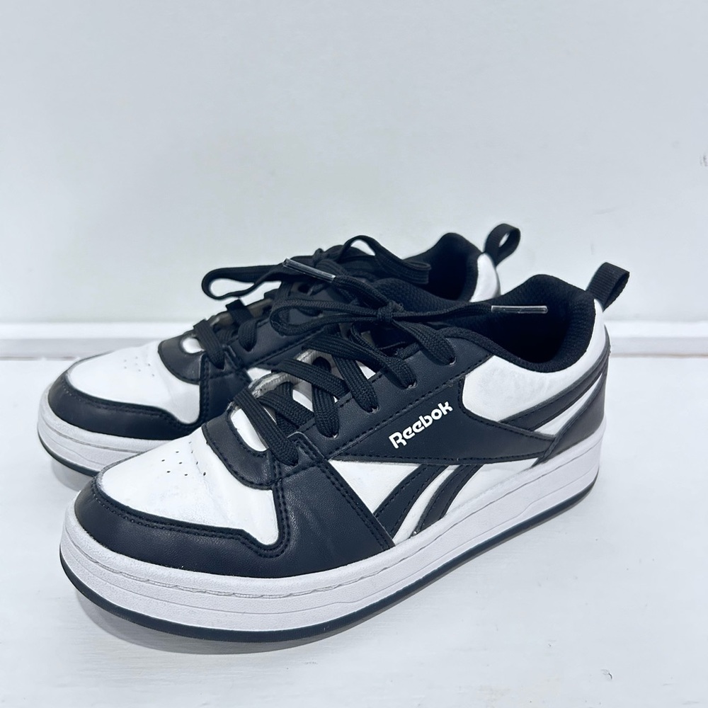 Reebok Boy's Black White  Royal‎ Prime 2.0 Sneaker Size 2